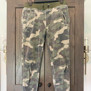 boys HUDSON joggers - Size M